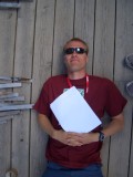 2.37_PALI_CIMG1270 Morten tar seg en h�neblund etter en travel dag